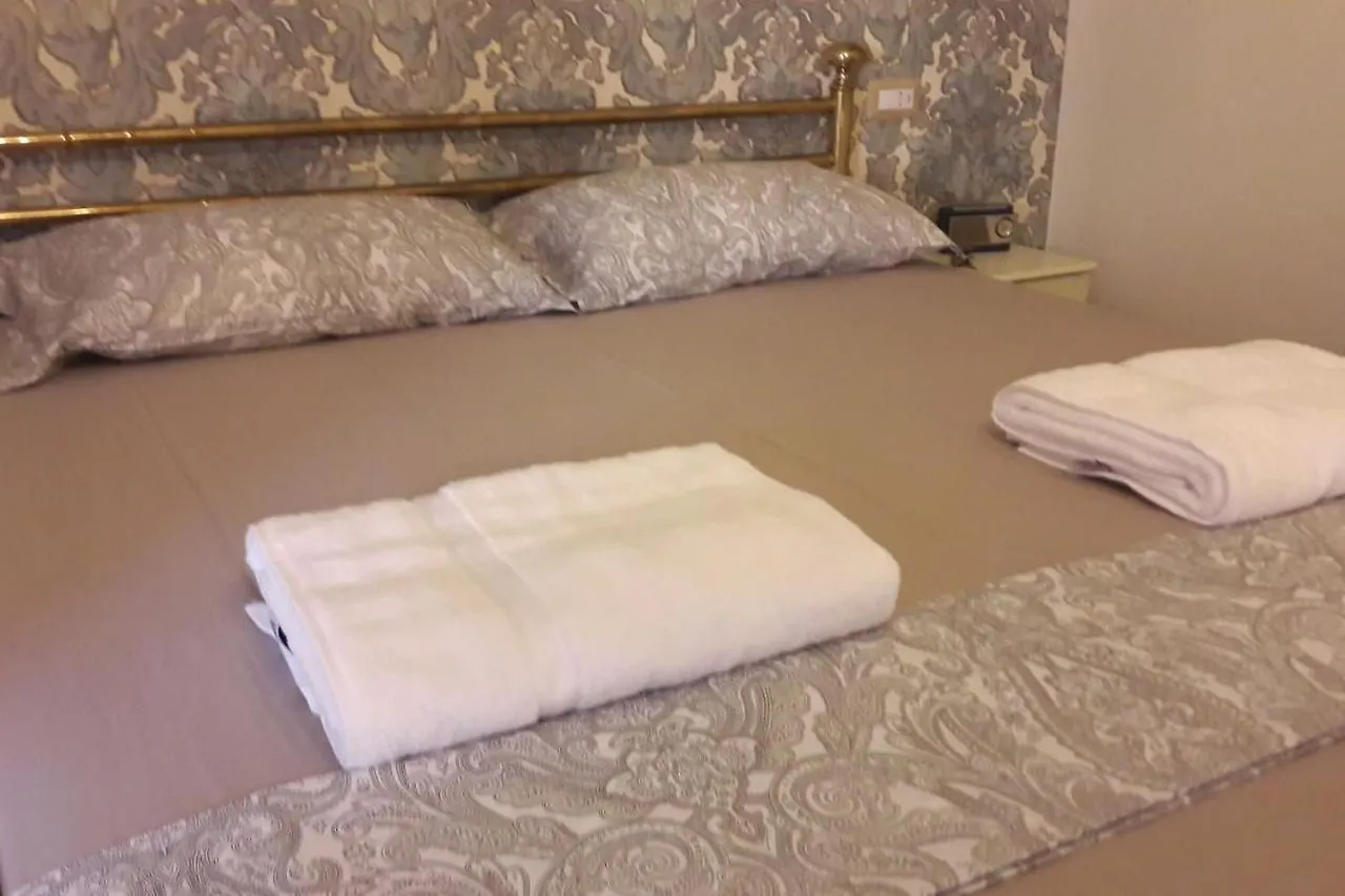 Гостевой дом Ciao Verona Bed And Kitchen